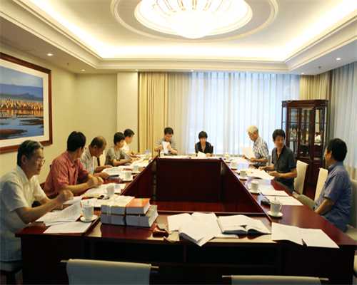生面对新的语言技能检查